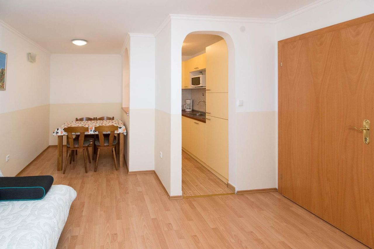 Apartments Carmen Цриквениця Екстер'єр фото