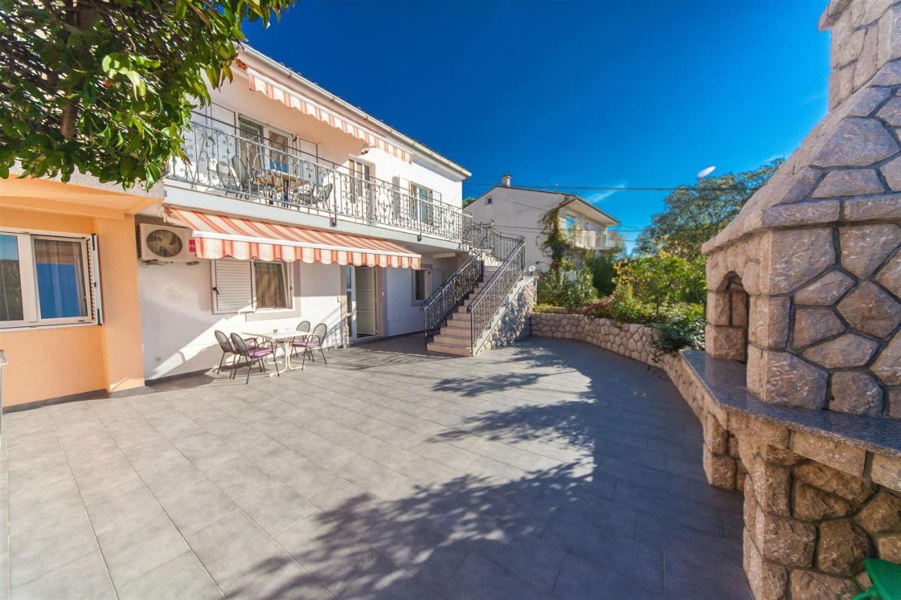 Apartments Carmen Цриквениця Екстер'єр фото