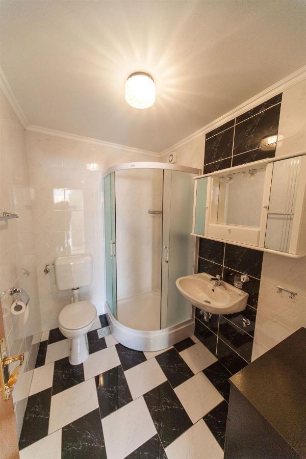 Apartments Carmen Цриквениця Екстер'єр фото