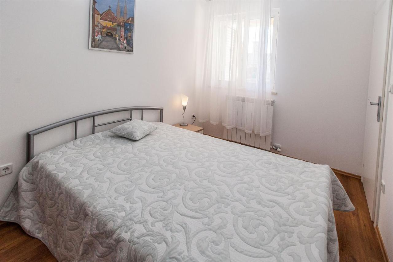 Apartments Carmen Цриквениця Екстер'єр фото